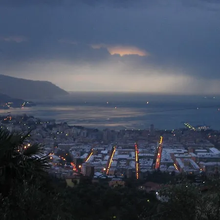 Mare E Monti Frühstückspension La Spezia