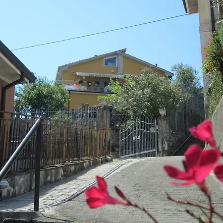 Mare E Monti Couette-café La Spezia