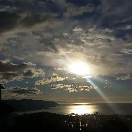 Mare E Monti Couette-café La Spezia