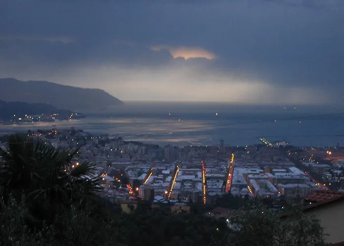 Mare E Monti Bed & Breakfast La Spezia